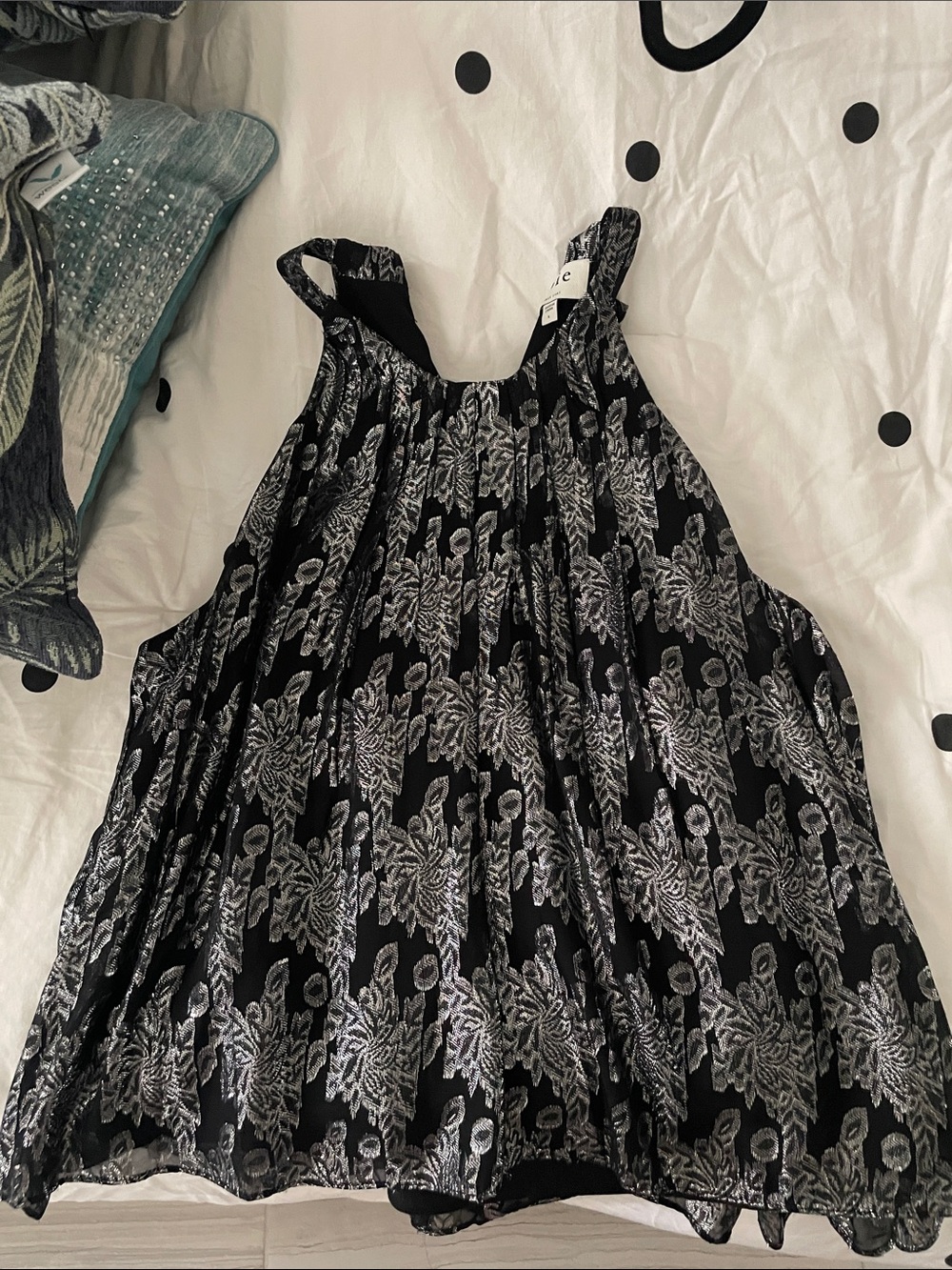 Joie Black Floral Pleated Sleeveless Top Large Excellent Condition